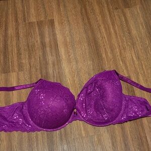 Luxurious Lace Underwire Bra in Rich Purple Sz 44DDD